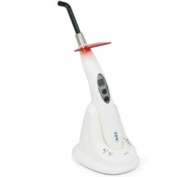  لایت کیور با تولید نور آبی با طول موج خاص، مسئول سخت کردن مواد حساس به نور مانند کامپوزیت‌ها، سمان‌ها و باندینگ‌ها 