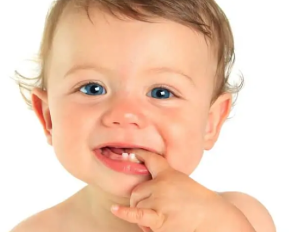اهمیت حفظ دندان‌های شیری